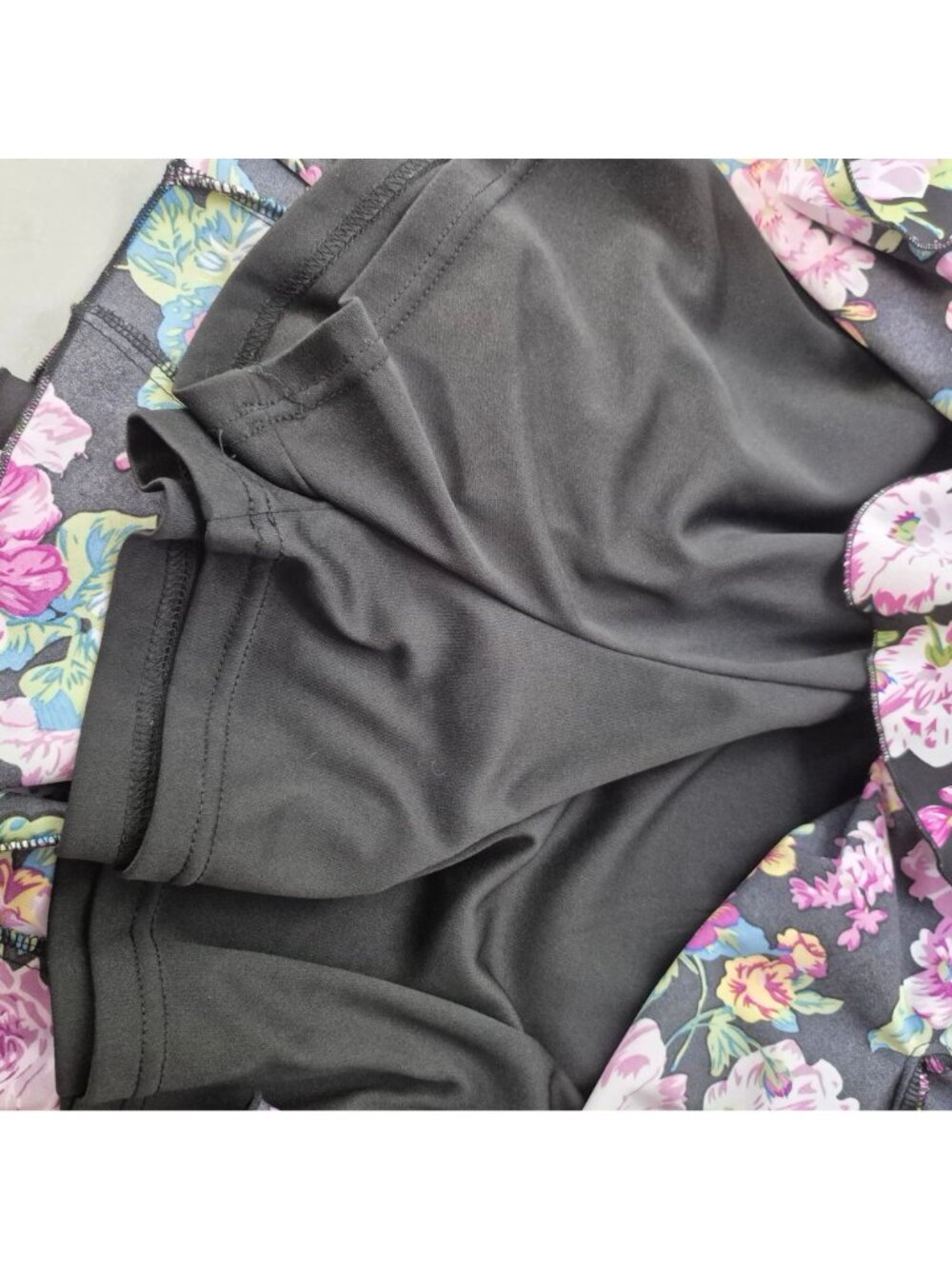 Jodiel Women's Floral Black & Purple Skort With Pleated Hem & Drawstring Waist - Picture 5 of 6